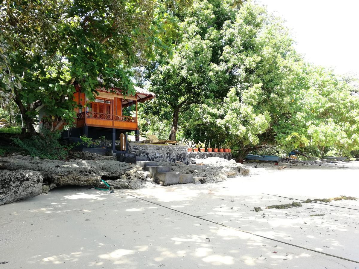 Raja Laut Dive Resort Bunaken Oda fotoğraf